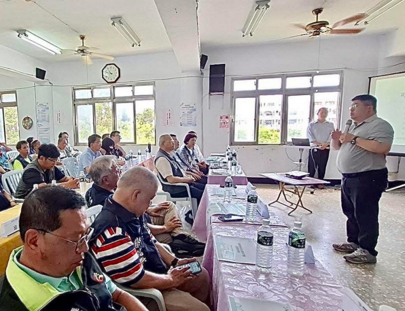 蔡易餘立委對布袋外港興建海水淡化廠 承諾讓中央直接聽見第一線漁民的意見