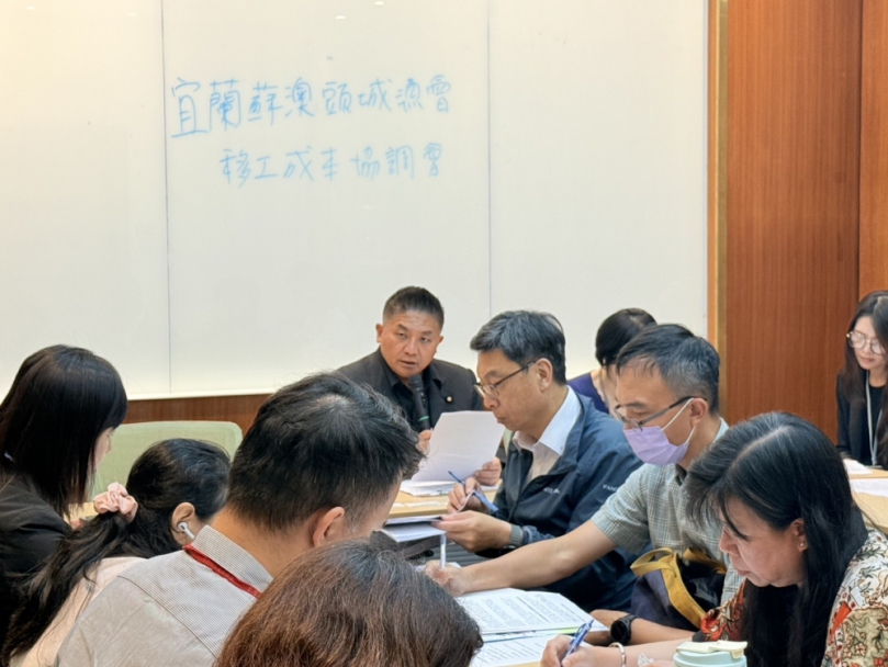 吳忠憲委員嚴重抗議中央不能對外軟弱，對內壓垮漁民