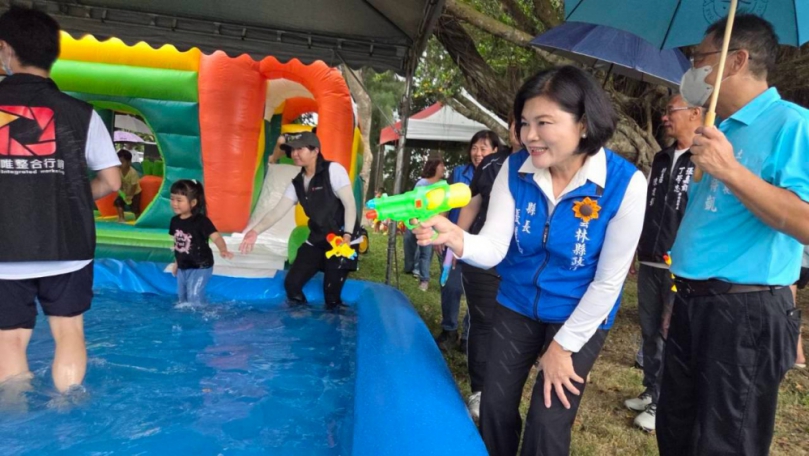 雲林土庫暑假玩水開趴！免費親水樂園登場　水槍、氣墊嗨翻親子