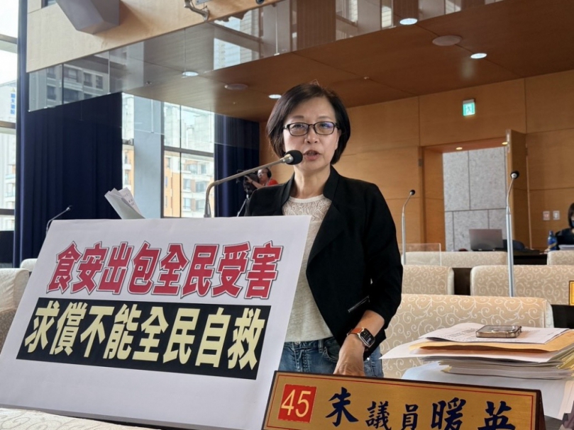 毒油吃下肚發票早已丟  求償舉證困難重重  國民黨台中市議員朱暖英籲中市府不能只下架　更要協助究責求償
