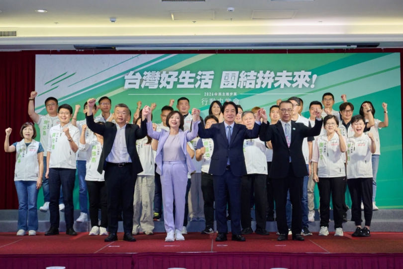 投票倒數百日拚換新！民進黨台中市長候選人、立法委員何欣純用「三個願意」打拚捷運路網、六星福利、產業發展「三個第一」