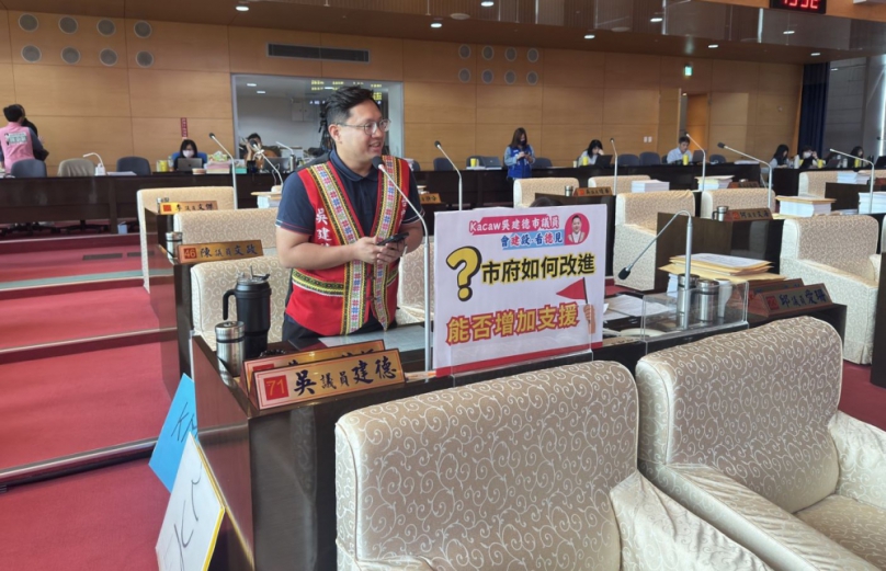 上楓棒球隊家長自掏腰包租民宅當休息室   台中市議員吳建德盼校方協助充實設備
