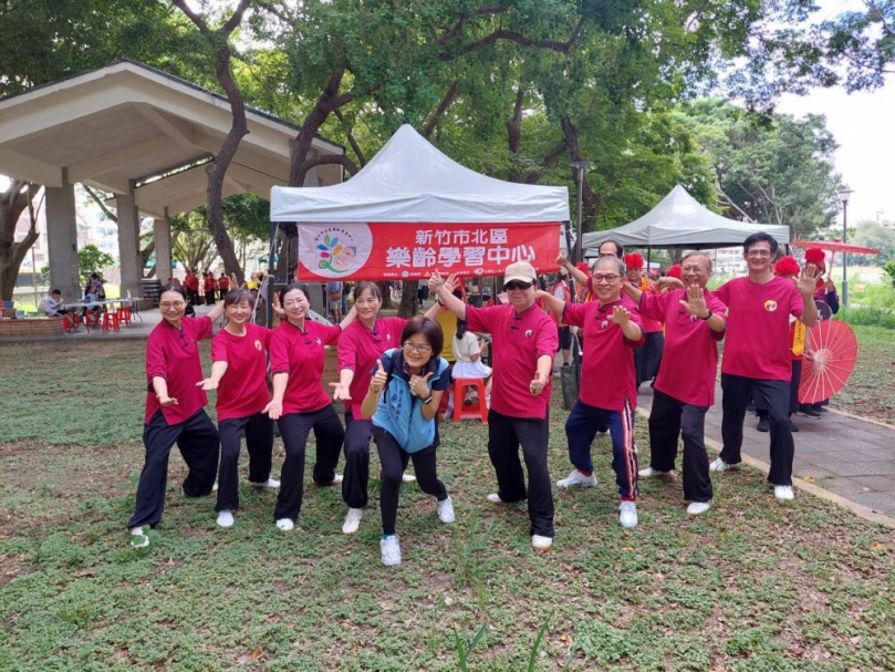 祖孫共學傳承家庭溫度    高虹安賀祖父母節長輩快樂！