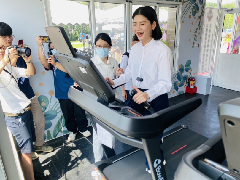 高齡化敲警鐘！北港智能健康中心開站　45歲先存肌力