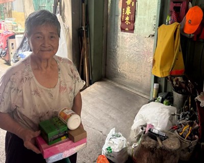 中秋暖心送關懷中市環保局攜手萬海航運齊心力挺資收個體戶