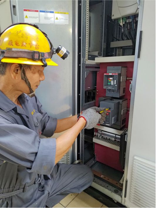 台中發電廠燃煤 #1、#2 號機組正式卸下重任，榮退交棒