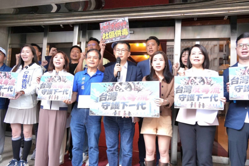 立法委員羅智強. 林杏兒聯合聲明「反供毒」 羅智強：請沈伯洋放棄毒品主張