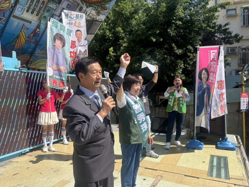 民進黨台中市議員鄭功進攜手表嫂曾秀珠成立東區振興里聯合競選總部　「共好服務」盼讓振興里更有活力、更安全