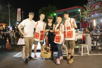 王彩樺辛苦炸蚵嗲被嫌棄 胡宇自創自製蚵仔煎醬汁 意外受歡迎 曝連陳庭妮還沒嚐過