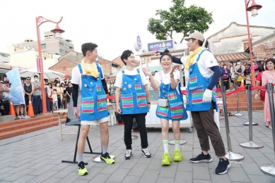 《我們這一攤》首度擺攤大PK 與大媽們擺攤營業額 苗可麗精算食材成本 曾柏恩行銷強 夜市也大玩行銷