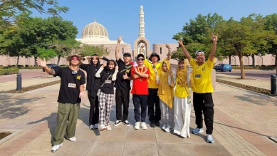 《玩很大》特別企劃 沙漠玩大逃殺 畫面太瘋狂 憲哥抗議每關卡不輕鬆 藝人卯起來 背資訊小本 像K書中心