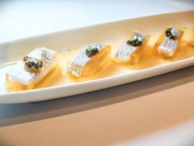 從唐寅詩句到魚凍芳華！米其林一星天香樓「黃魚宴」開啟味蕾篇章