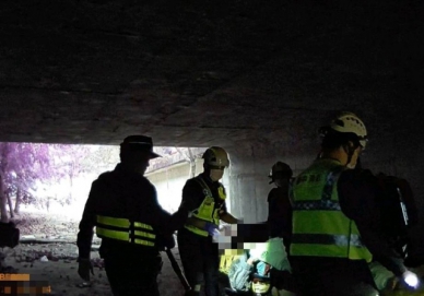 老翁外出就醫離奇失蹤逾2日  警電眼在涵洞找到他