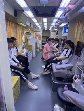 長億高中生命教育週發起捐血傳愛心活動啟發校園生命感動力