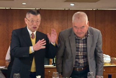 願中山路人都以一心為步伐接力前行走向民族共同未來