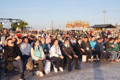 2025最後一道夕陽的溫柔告別!井仔腳鹽續幸福音樂會感動落幕