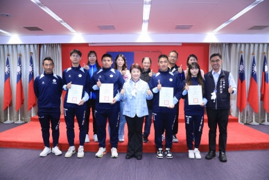 國際全國雙制霸！台中健兒勇奪亞洲11牌、全國運53金   市長盧秀燕頒獎肯定競技實力