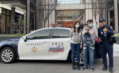 機動派出所的即時服務市民高度認同大受好評