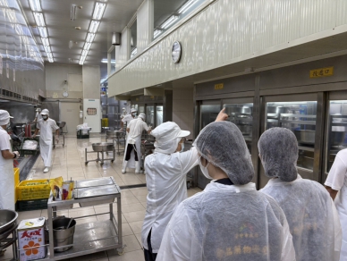 捍衛學童食安！中市跨局處高規格把關校園午餐  193家次稽查、349件抽驗全數合格