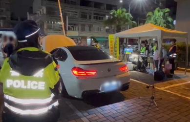 環警監測到一百零九分貝依噪音管制法向車主開罰