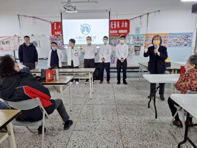 胸腔外科醫師翁任康走入社區 推廣肺癌早期篩檢與微創治療