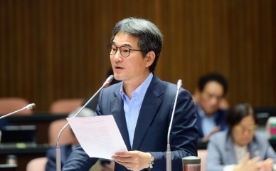 劉建國質詢促穩大蒜與菜價　政院允諾嚴查帶土進口蒜