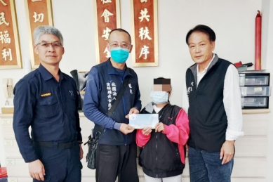 北港警主動關懷轉介資源　雲林口湖弱勢家庭獲喪葬補助