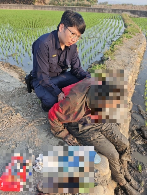 9旬老翁倒插農田險窒息清水警民合力救回一命