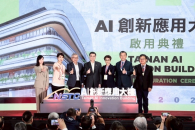 卓揆出席（國科會Al大樓）