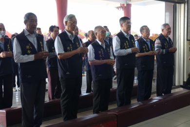 學甲慈濟宮附屬的竹篙山靈骨寶塔清明連假回鄉祭祖民眾突破6萬人次