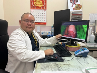 婦尿不乾淨狂發燒  竟是子宮脫垂拉出膀胱