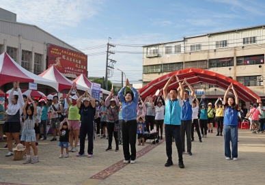 健康城市再進化！張麗善帶隊健走古坑大埤　推永續生活運動風