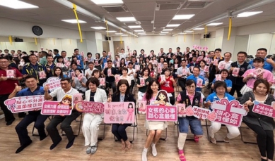 「我愛我·女孩有力」黃佳恬議員推動月經平權  太平15所國小設置甜心盒打造女孩友善校園