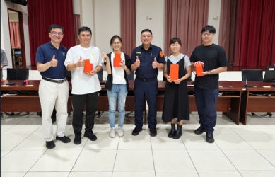 波麗士大人放輕鬆！太平警結合公益團體慶祝警察節