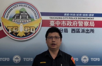 在派出所內持刀欲自殘   員警奪刀保護女子安全