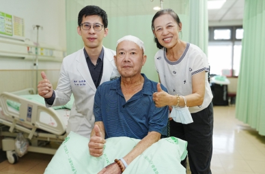 半夜跌倒無力爬起竟是腦瘤緊鄰大腦運動區 清醒開顱手術即時定位助病人恢復行走重返日常