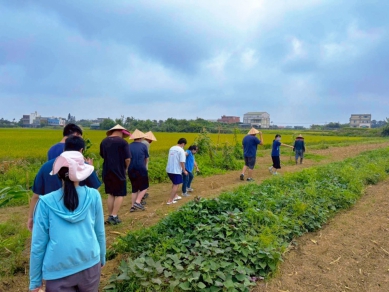 新竹縣「家照開心農場」開場    身障家庭享受在地農園樂