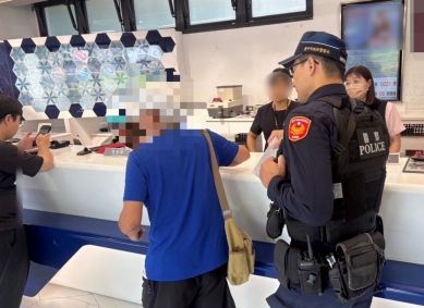 男子掉入詐騙話術陷阱    中立人警成功保住五十萬元