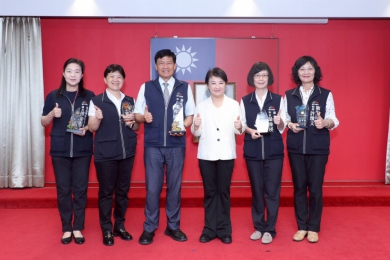 中市衛生局勇奪中央考評全國第一！連續5年蟬聯六都第一　 健康治理再創佳績