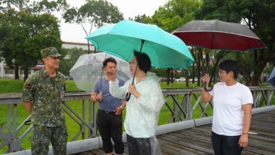 立法委員何欣純防範巴威颱風強降雨   赴太平車籠埔光隆營區滯洪池關切