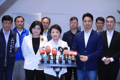 盧市長召集縣市首長挺身而出宣布召開「線上國是會議」防堵毒油