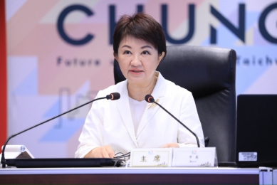 台中每戶可支配所得年增率六都第一！市長盧秀燕：福利、交通雙管齊下 減輕家庭負擔