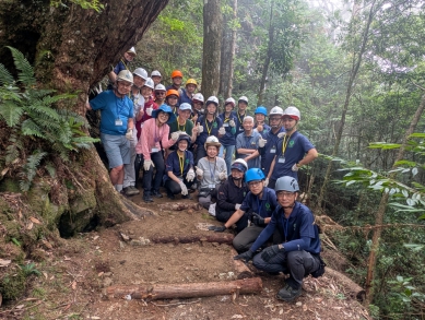 公私協力守護山林大雪山手作步道工作假期打造友善山徑