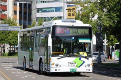 中市台灣大道邁向低碳幹線37輛全新電巴接棒上路