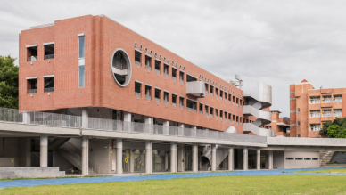 新竹市建功高中新篇章   國中部新校舍今隆重啟用