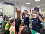 學童參訪派出所  暖心舉動讓員警感動