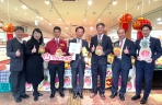 嘉義鳳梨「蜜甘味」攻佔九州市場　翁章梁連跑三超市是最佳推銷員