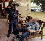 老翁申請農災補助迷途又熱昏路旁  太平警巡邏發現解危