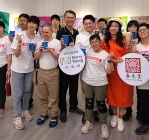 中市府協助身障就業   瑪利MAMA手作麵包庇護員工變身快樂襪店長