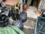 垃圾提早拿出隨意放置恐遭罰   環保局籲多利用新竹市清運網App即時掌握垃圾車動態